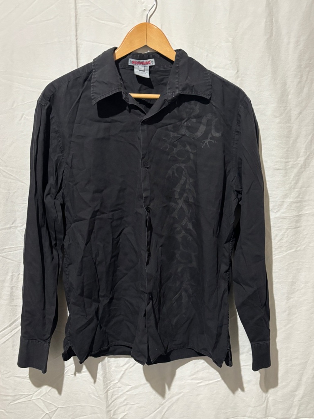 Y2K Black Button-Up Shirt Subtle Graphic Print Slim Fit Size L